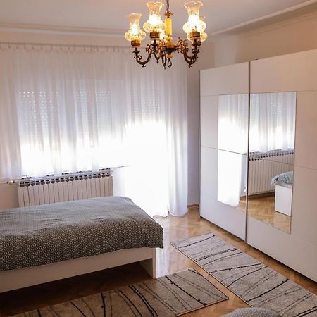 Apartman Kaya Dakovo Exterior foto