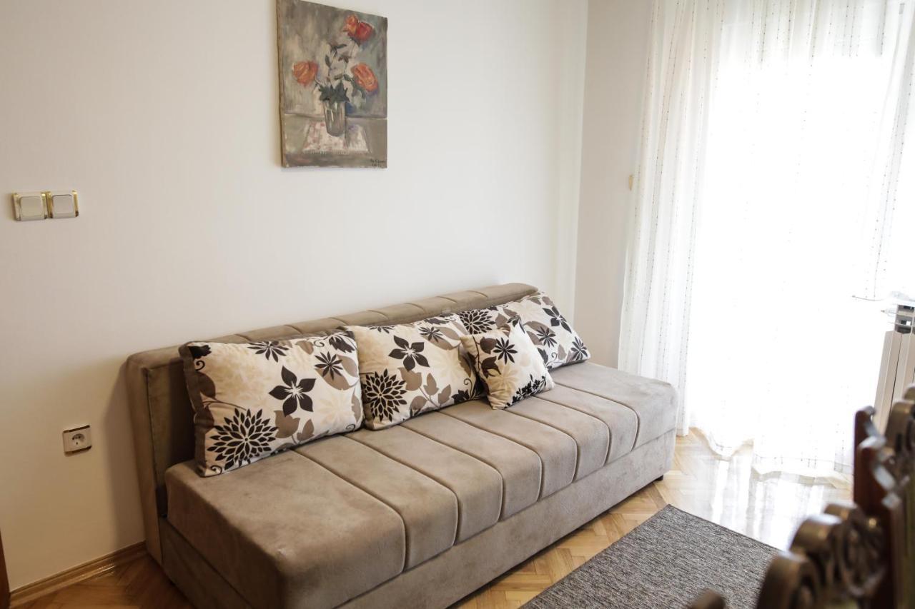 Apartman Kaya Dakovo Exterior foto