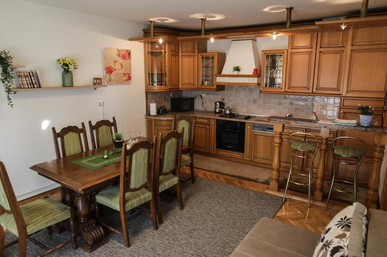 Apartman Kaya Dakovo Exterior foto