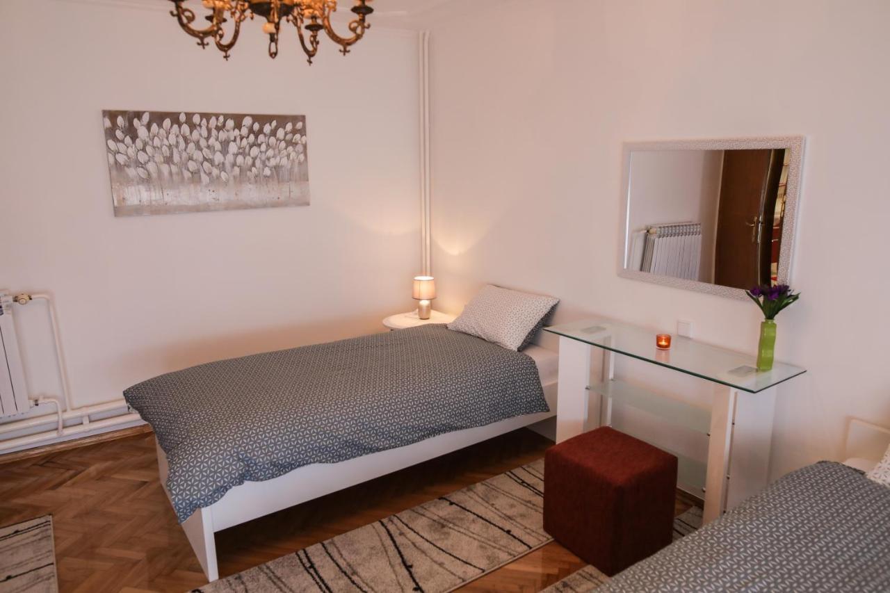 Apartman Kaya Dakovo Exterior foto