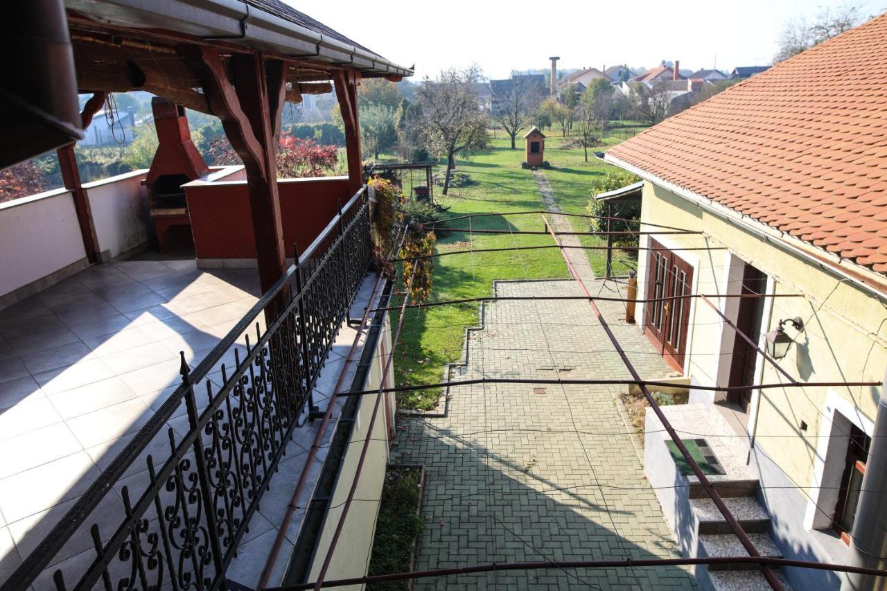 Apartman Kaya Dakovo Exterior foto