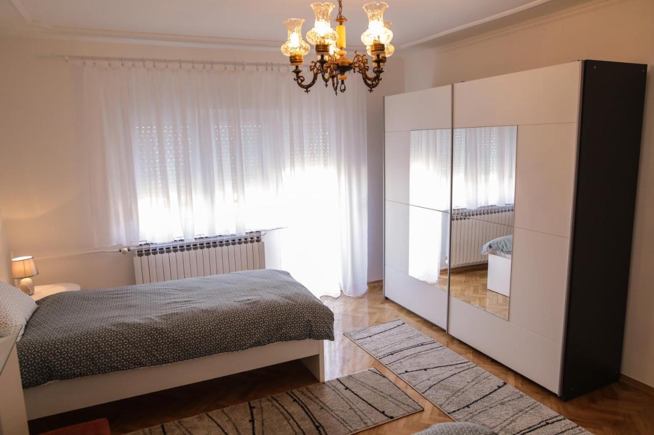 Apartman Kaya Dakovo Exterior foto